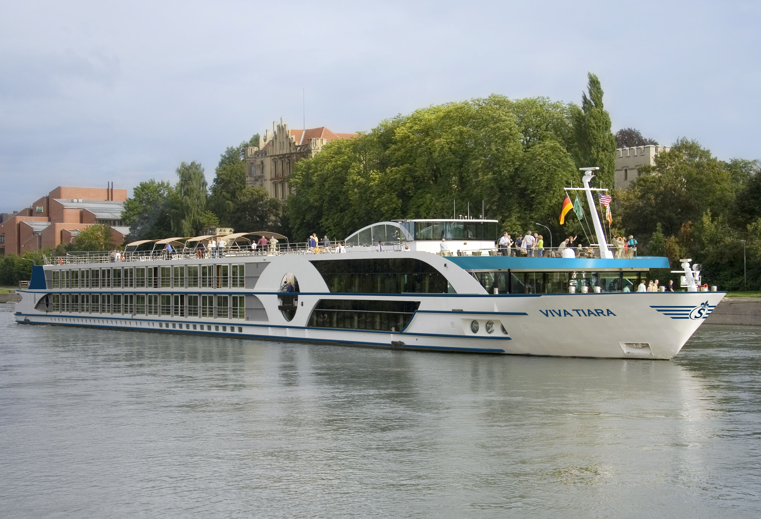 MS VIVA Tiara 4*+