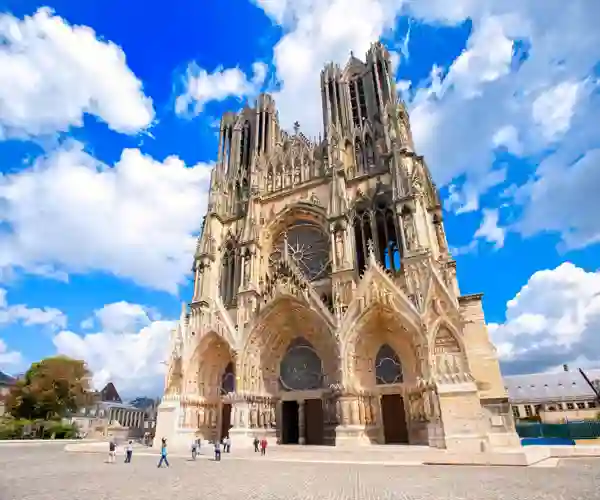 Notre-Dame de Reims. Tidligere kroningskirke. Fra 1200-tallet.