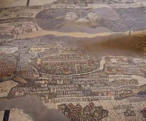 Mosaikkgulvet fra 500-tallet, som viser det eldste bevarte kartet over Midtøsten - i Madaba