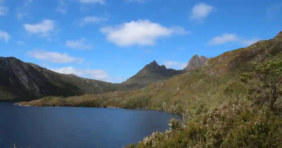 Cradle Mountain Dove Sø