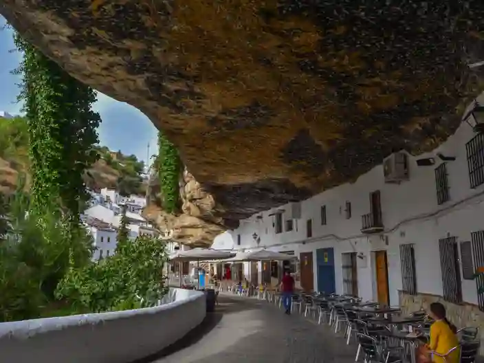 Setenil De Las Bodegas