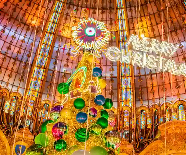 Julepyntet Galeries Lafayette