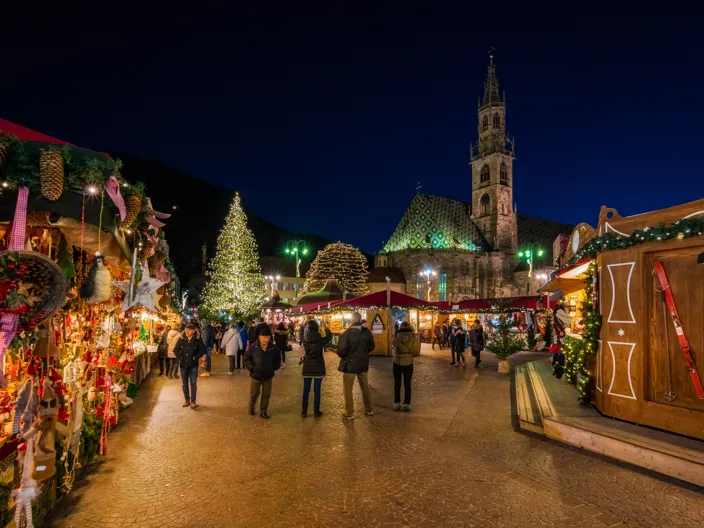 Julemarked foran katedralen i Bolzano
