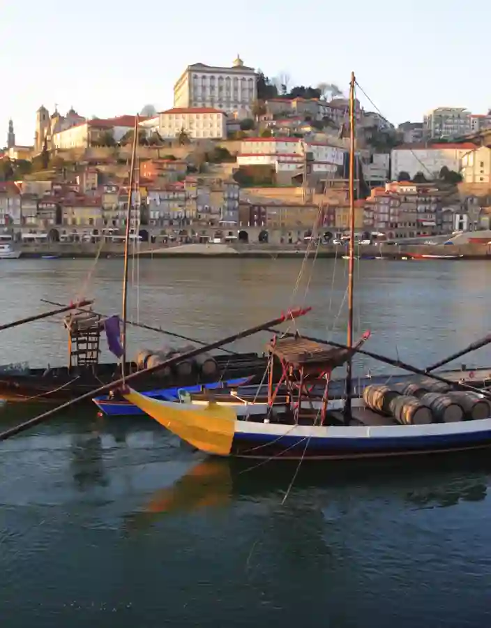Rabelo-båtar i Porto