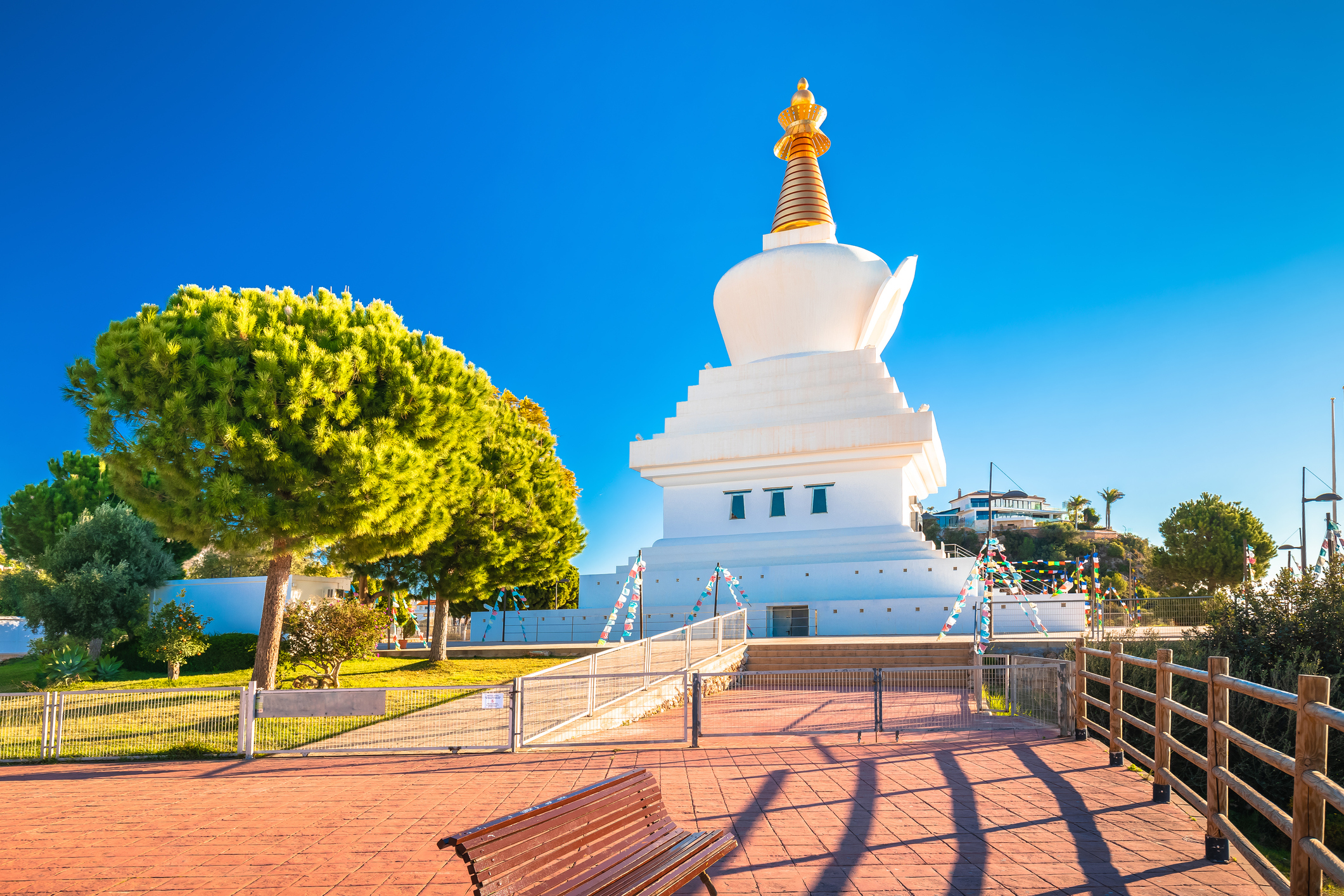 The Buddhist Stupa i Benalmádena