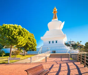 The Buddhist Stupa i Benalmádena