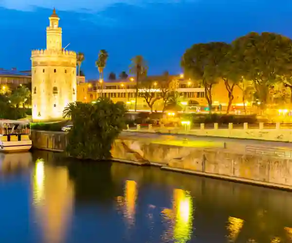 Torre Del Oro i Sevilla