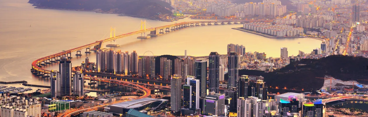 Vy över hamnen i Busan