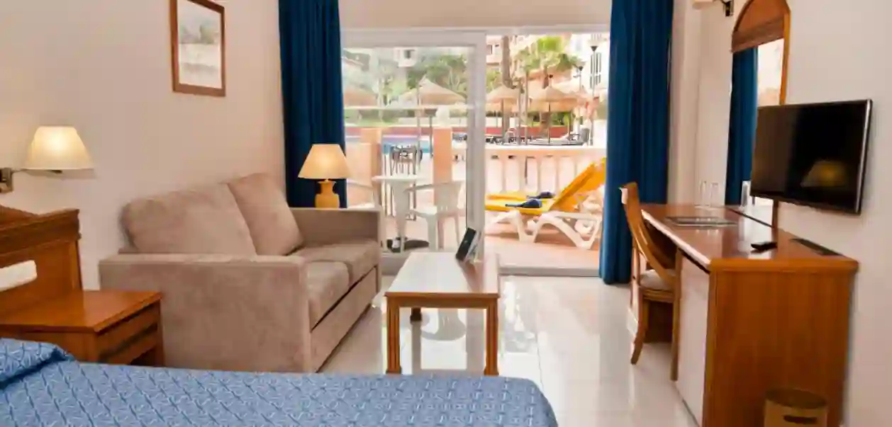 Hotel Bahía Tropical