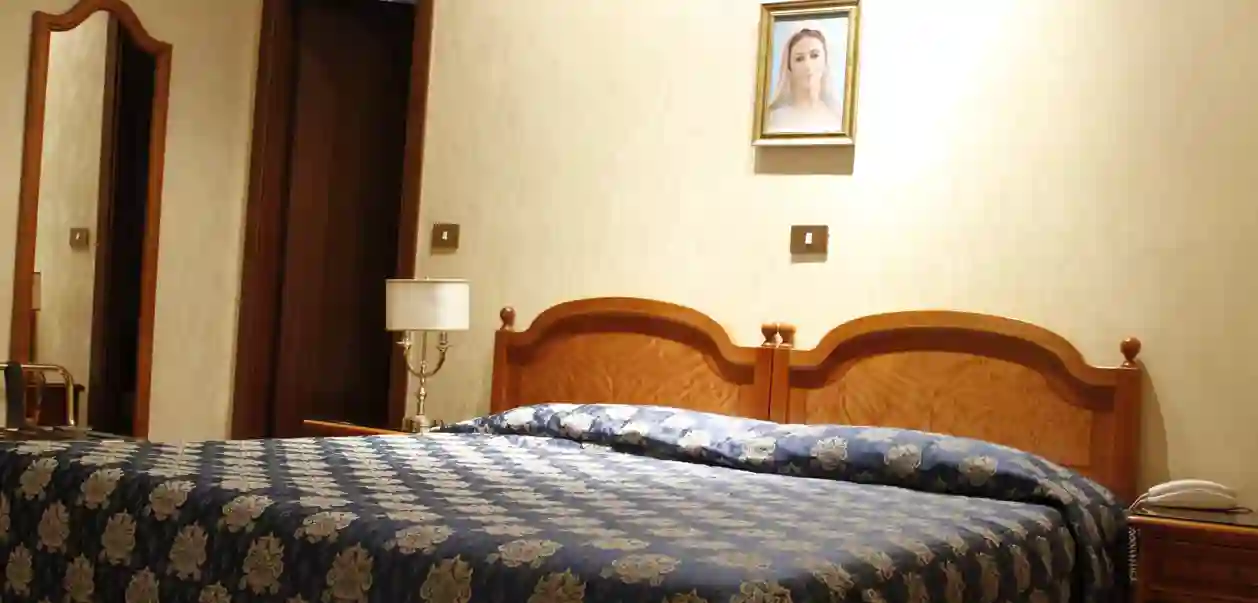 Hotel Genio soveværelse