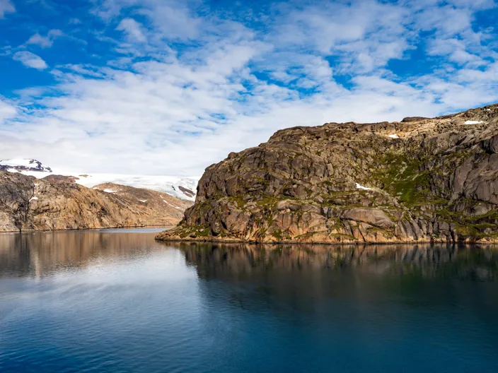 Prince Christians sund med karga klippor