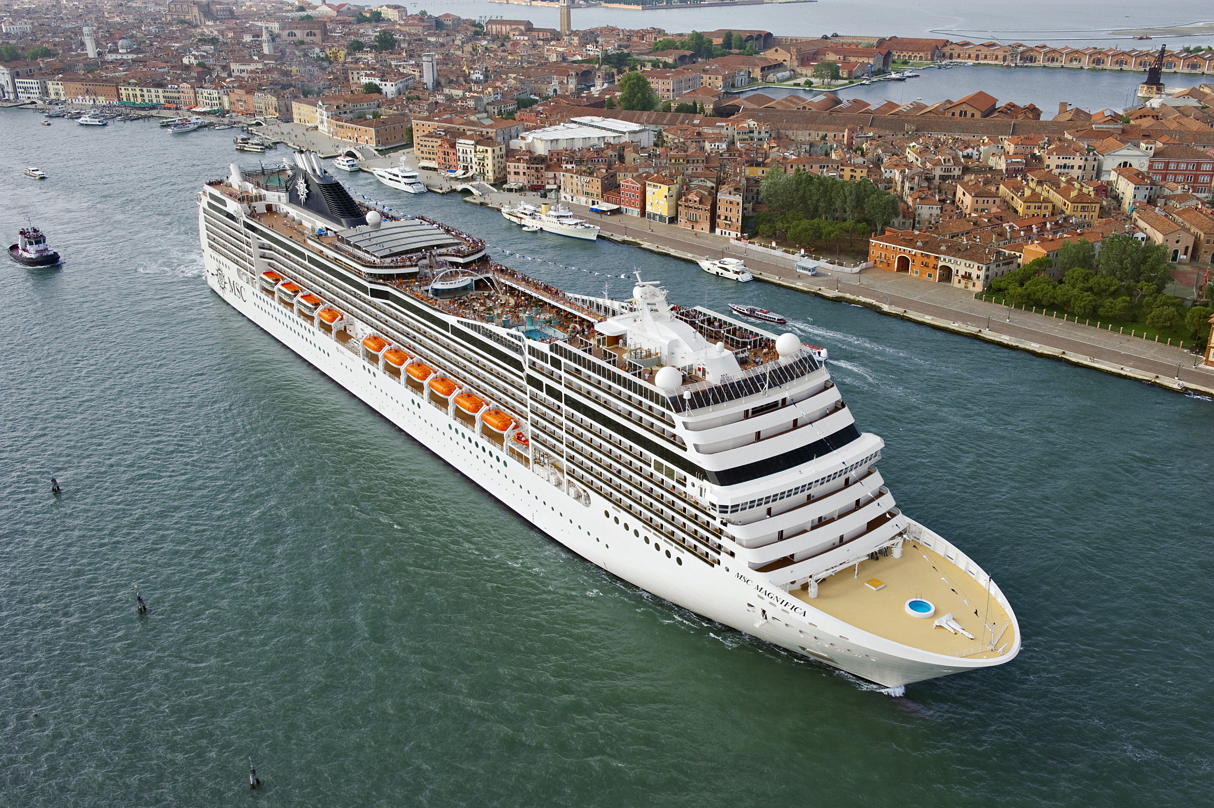 MSC Magnifica