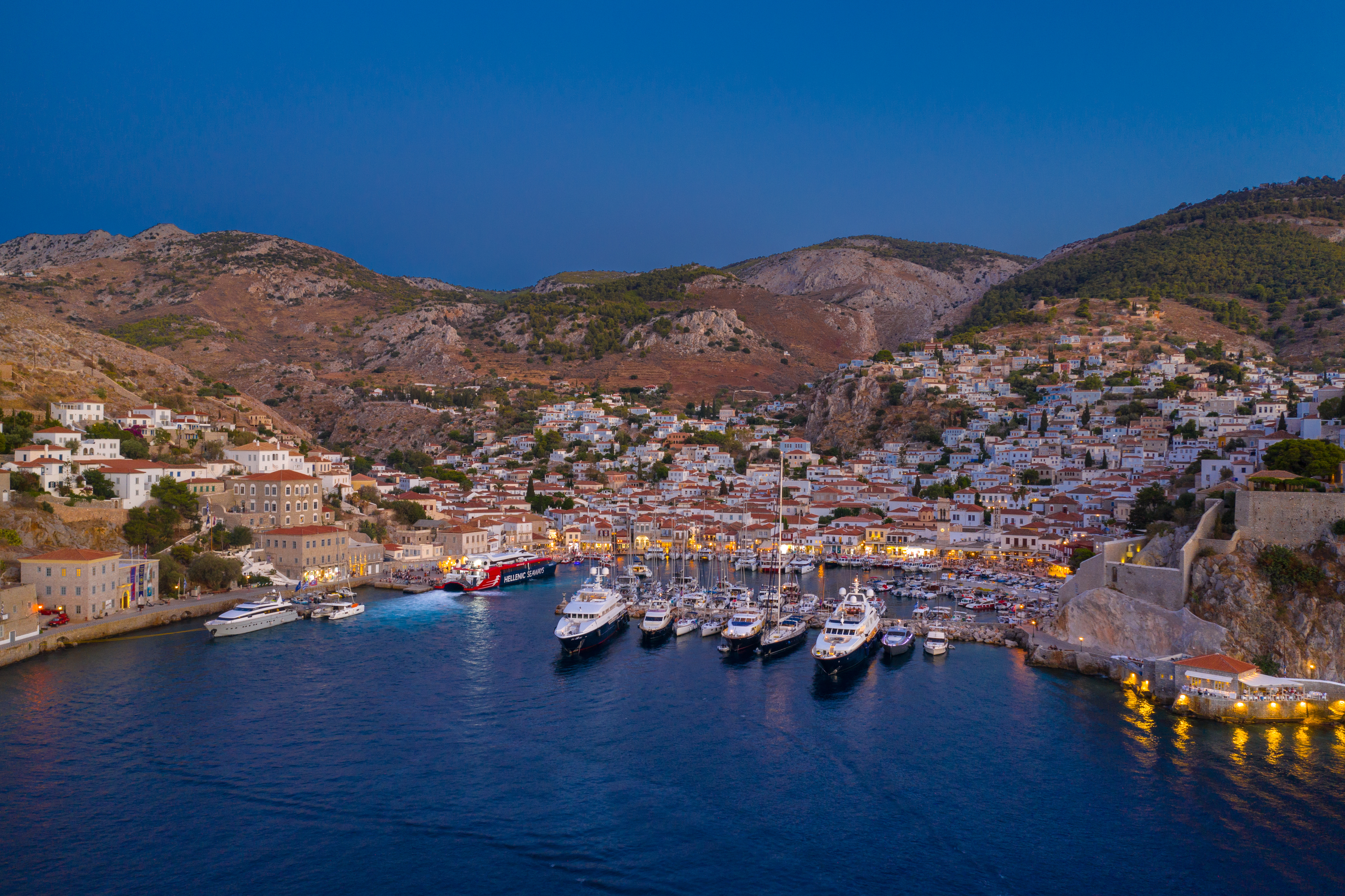 Den hyggelige havn på Hydra