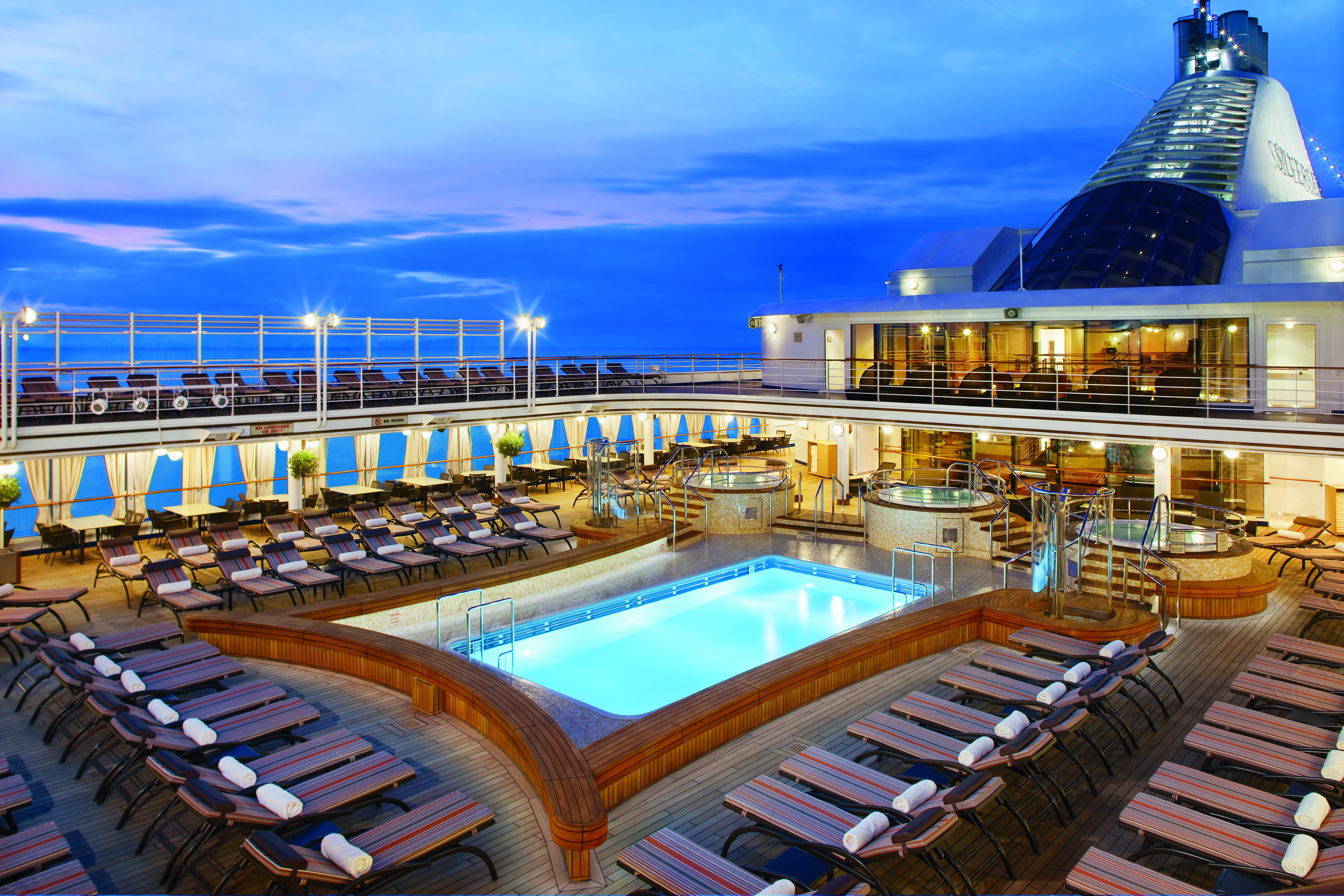 Pooldäcket ombord Silversea
