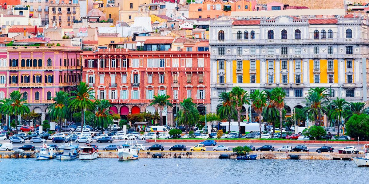 Vy över Cagliari på Sardinien