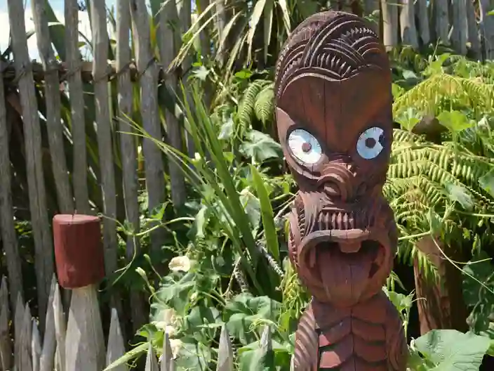 Maori udskæringer