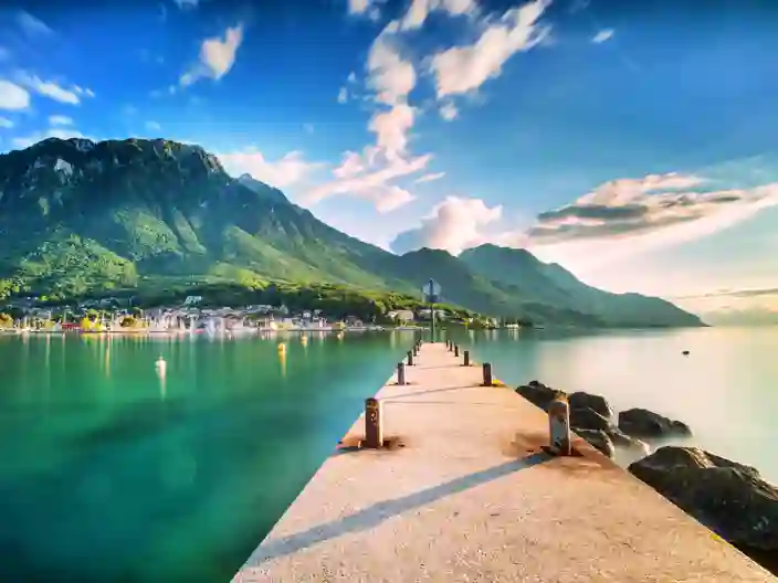 Panoramabild över Montreux