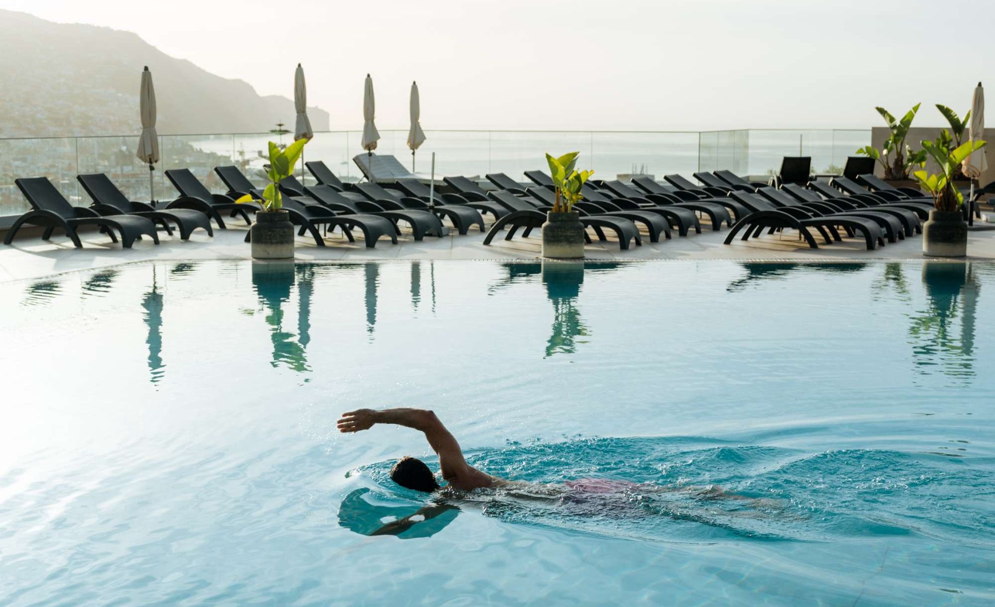 The Views Baia Hotel