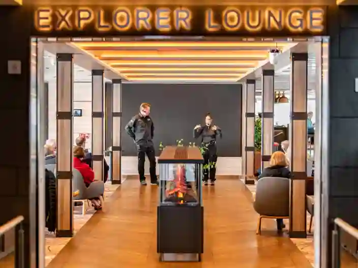 Explorer Lounge på MS Fridtjof Nansen