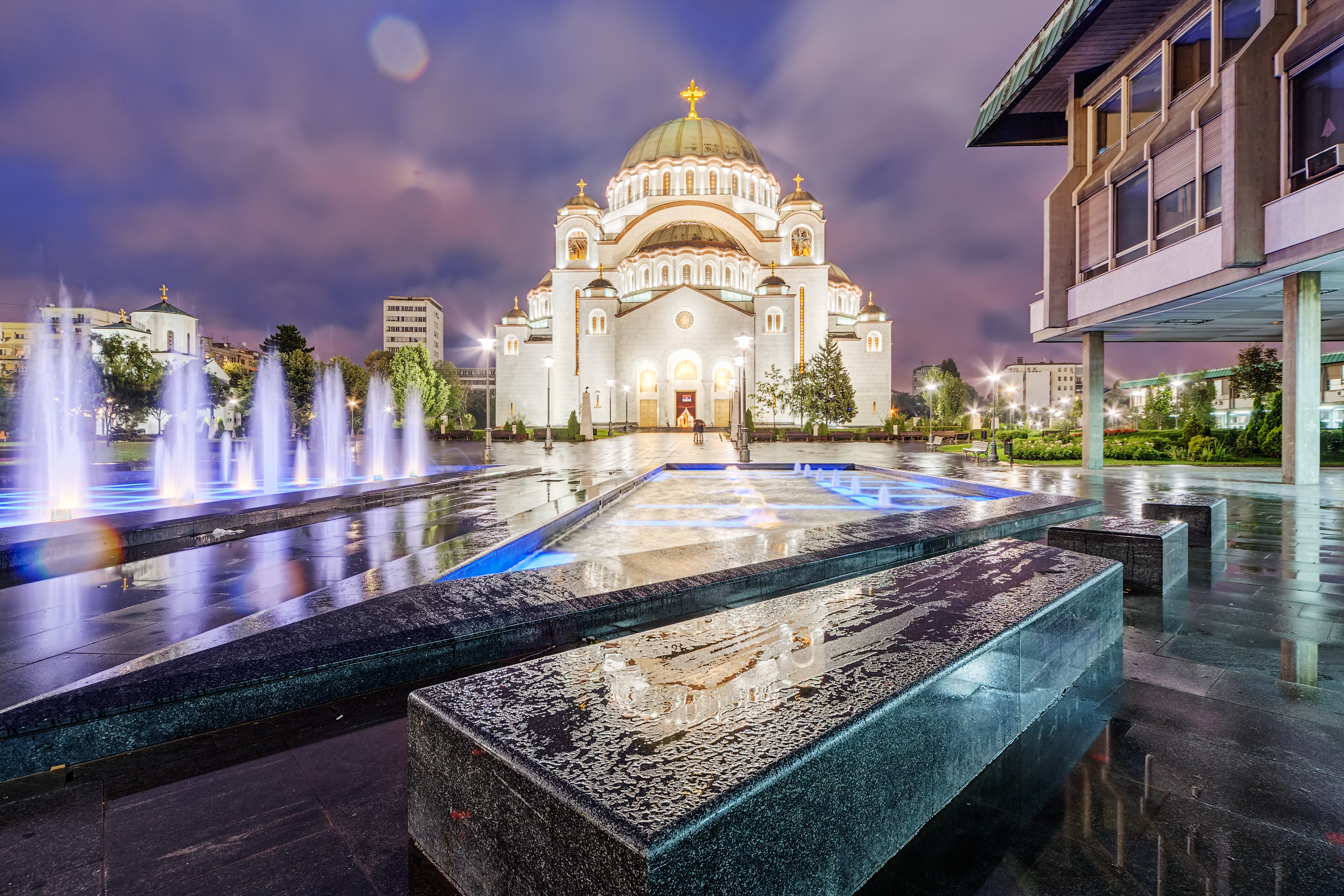 St. Sava katedralen i Beograd
