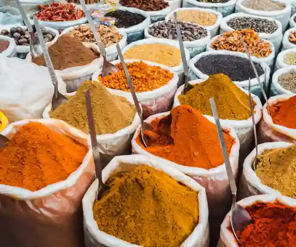 Jama Masjid, Krydderimarked