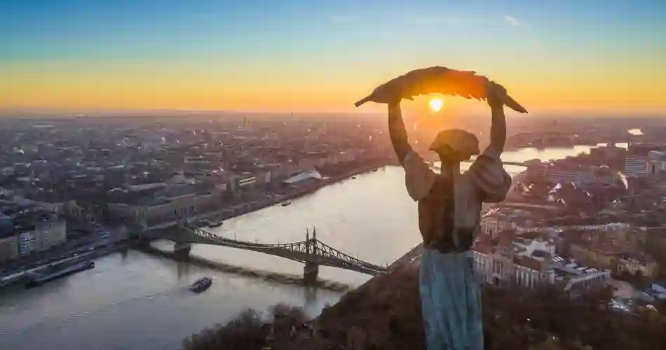 Udsigt fra Gellerthøjen i Budapest