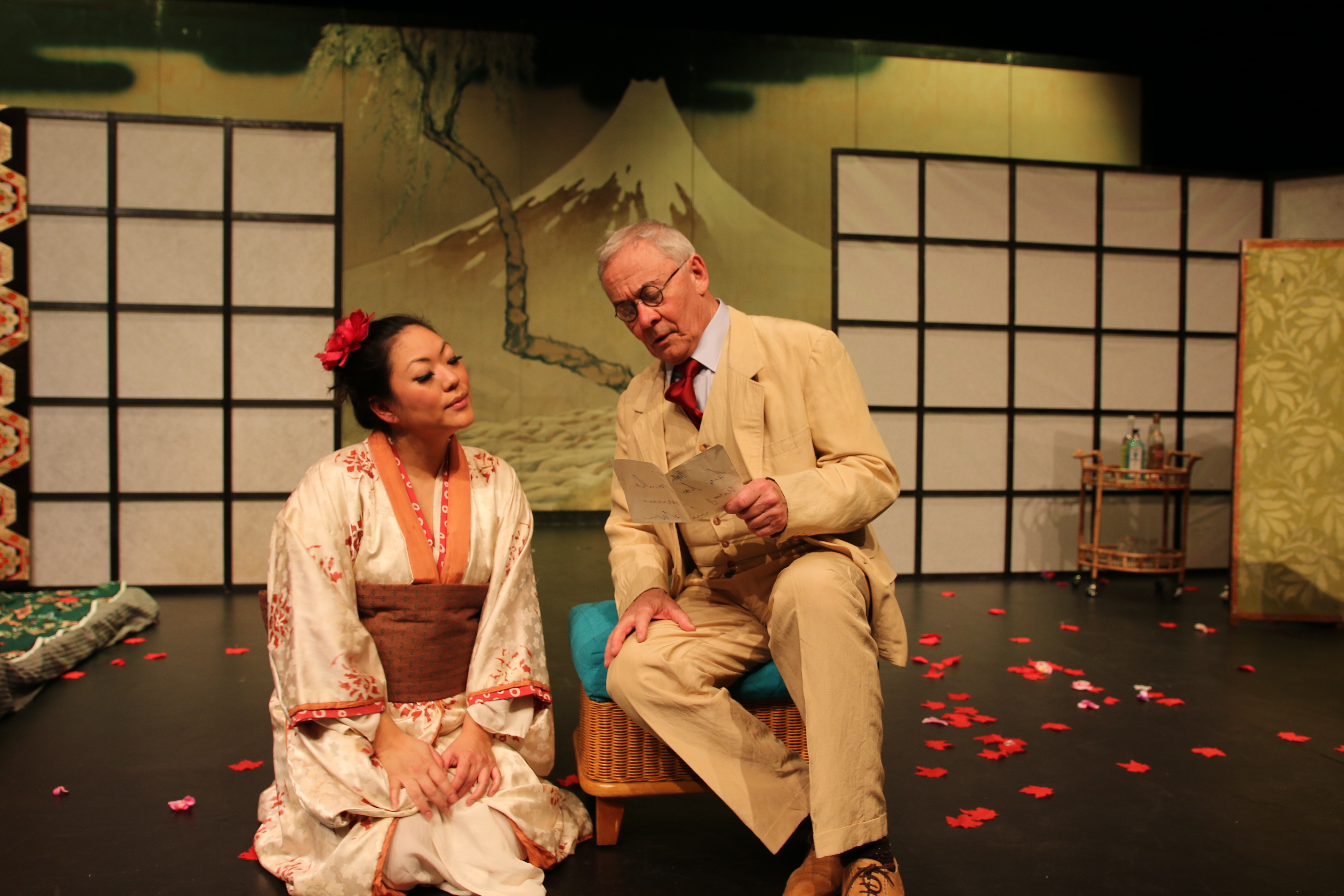 Madama Butterfly i rollen som Sharpless