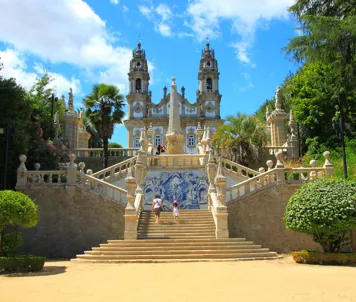 Nossa Senhora dos Remédios i Lamego